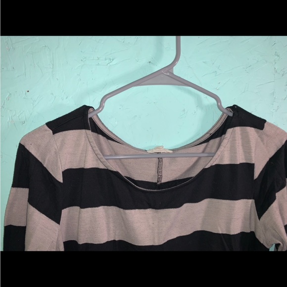 Striped Mesh Back Long Sleeve - Picture 2 of 8